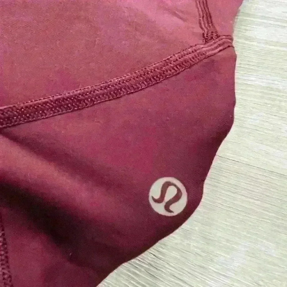 Lululemon Tight Stuff Tight~Wine Berry / Bon Bon ~ size 8 - Picture 12 of 15